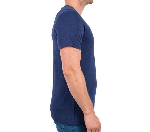 Meet your new favorite tee, the Nike Crackle Print T-Shirt. Bringing its A-game in soft, premium fabric, it features a ribbed crew neck and a woven Nike label on theNIKE | CRACKLE PRINT TB TEE