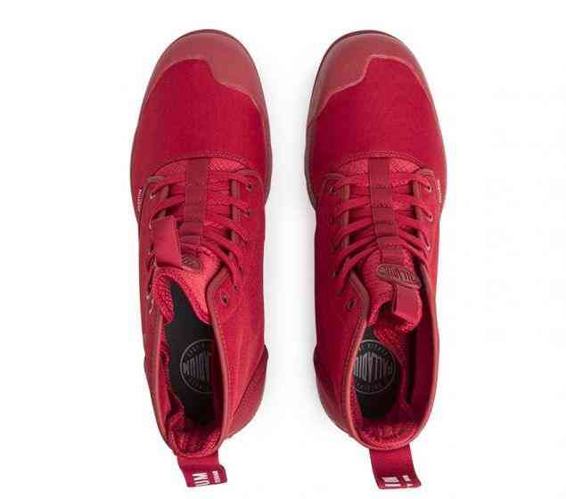 The Palladium iconic classic receives a subtle, yet stylish update. The Pallatech Hi TX features a full grain leather upper with cotton canvas and soft cuff around tPALLADIUM | PALLATECH HI TX | CHEVRON